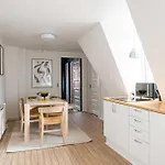 Rustic & Cozy 2br In Heart Of Cph By Stroget