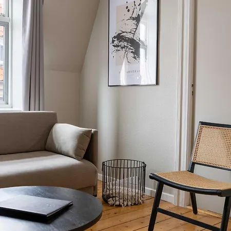Appartement Rustic & Cozy 2br In Heart Of Cph By Stroget