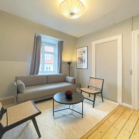 Apartment Rustic & Cozy 2br In Heart Of Cph By Stroget Copenhagen