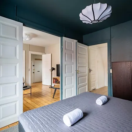 Rustic & Cozy 2br In Heart Of Cph By Stroget Appartamento