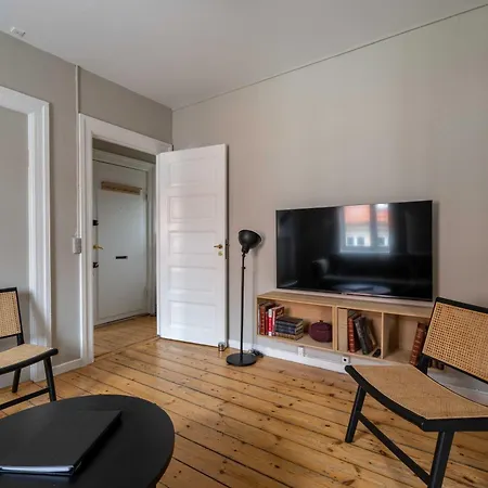 Lägenhet Rustic & Cozy 2br In Heart Of Cph By Stroget Köpenhamn