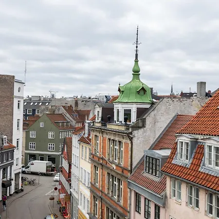 Rustic & Cozy 2br In Heart Of Cph By Stroget